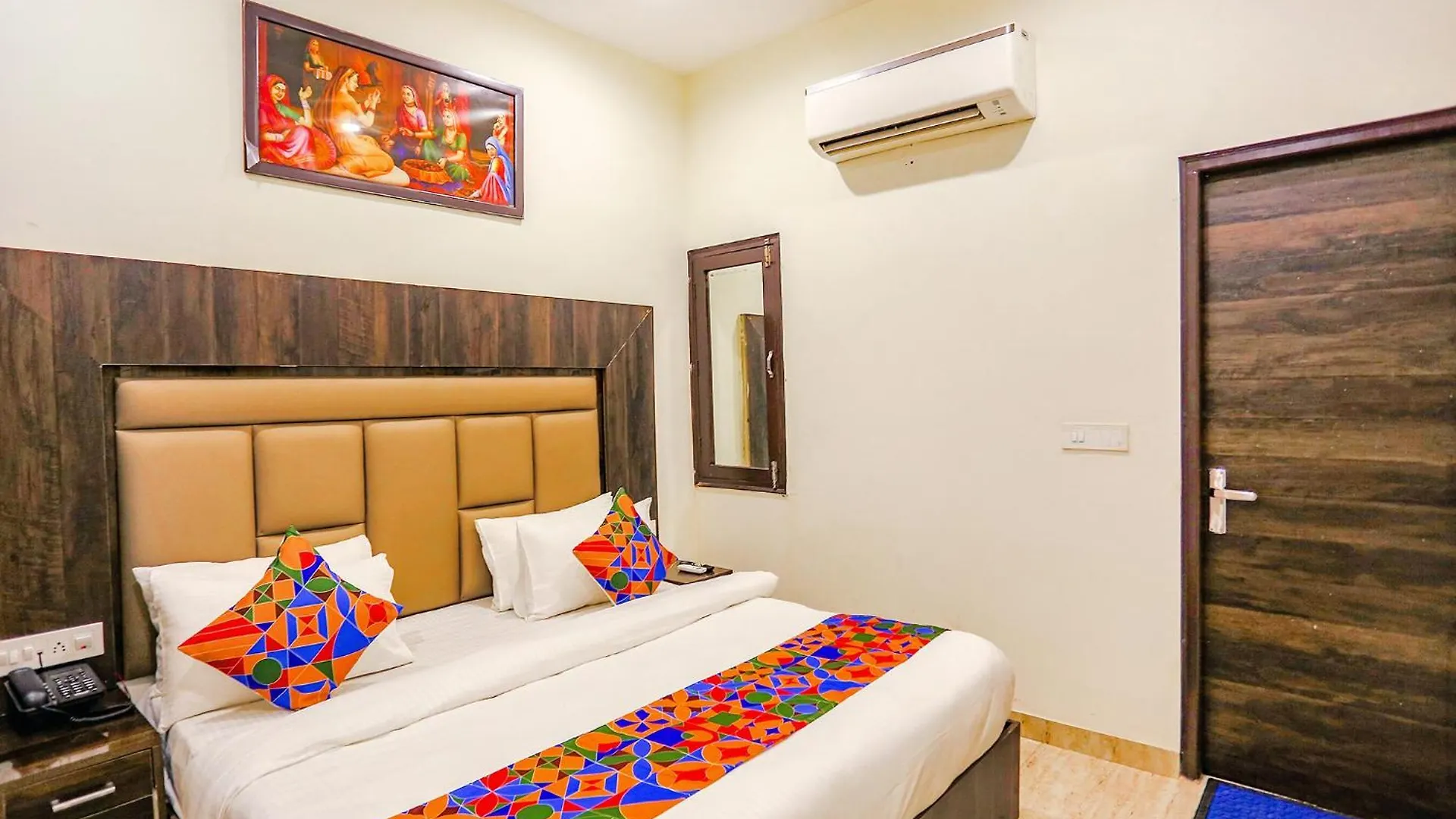 Fabhotel The Kiara Near Igi Delhi Airport New Delhi Hotel